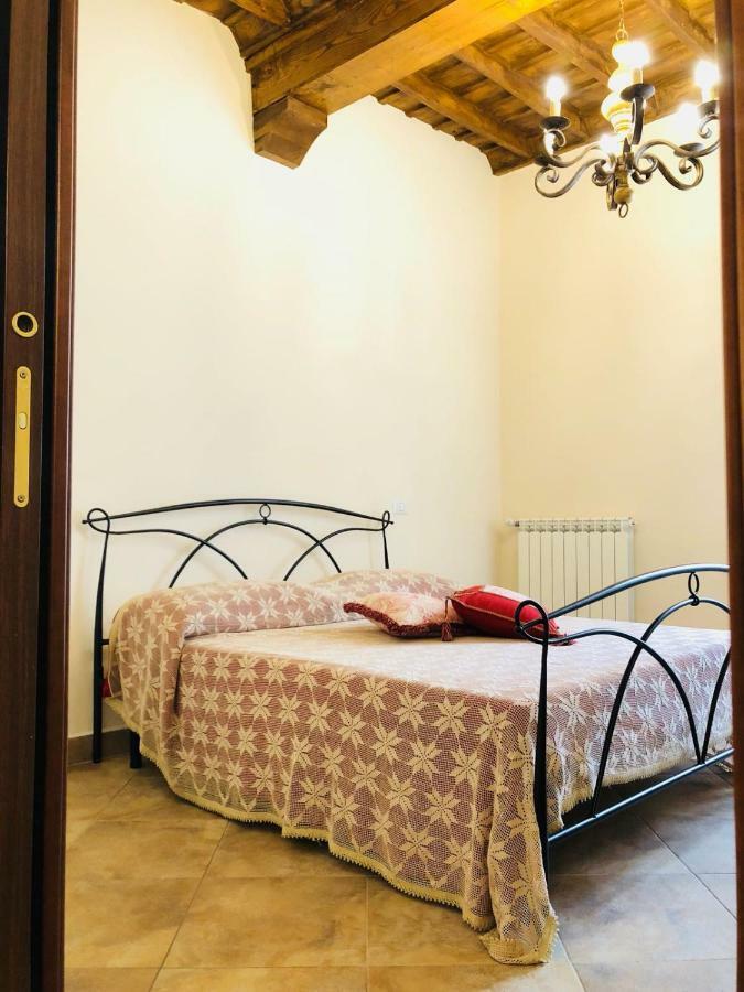 Casa Vacanze La Torretta Sutri Dış mekan fotoğraf